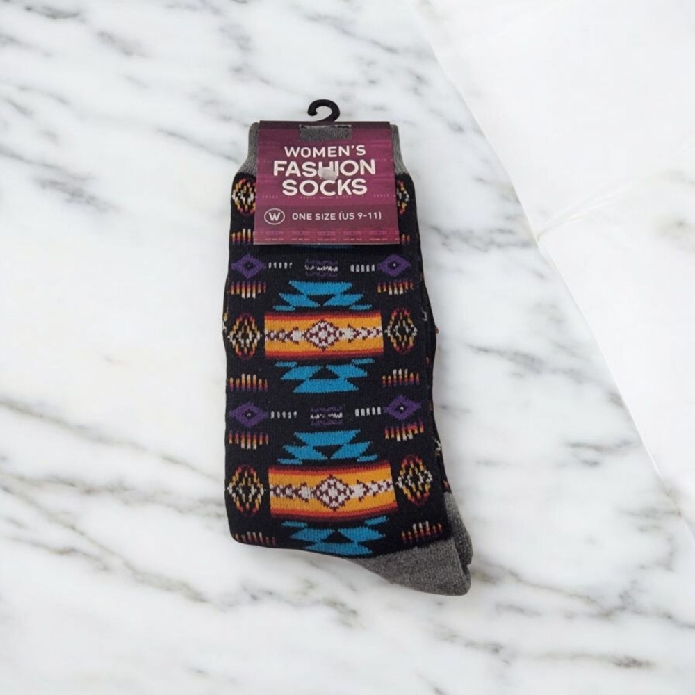 Women's Fashion Socks - Multicolor Pattern